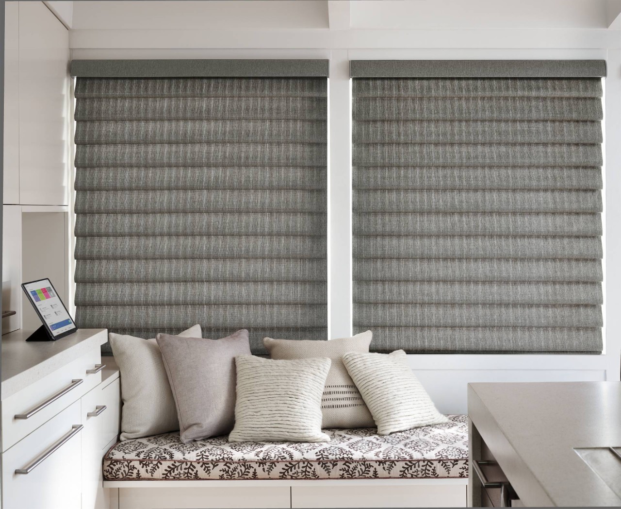 Hunter Douglas Vignette® Roman Shades near Roseburg, Oregon (OR)