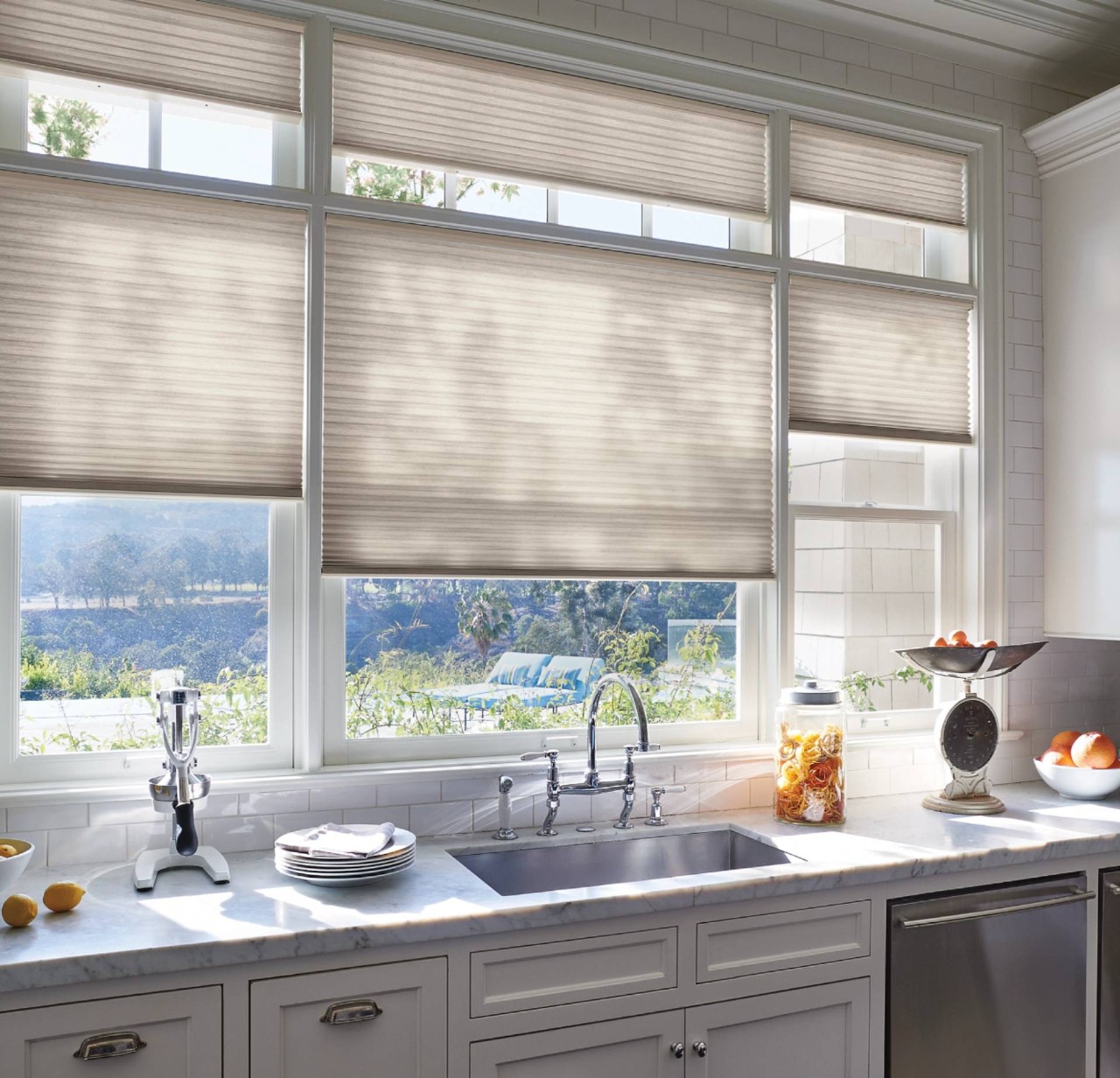 Hunter Douglas Duette® Cellular Shades near Roseburg, Oregon (OR) 